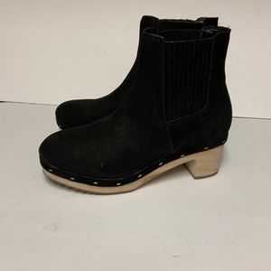 Loft Clog Booties in Black Suede size 6